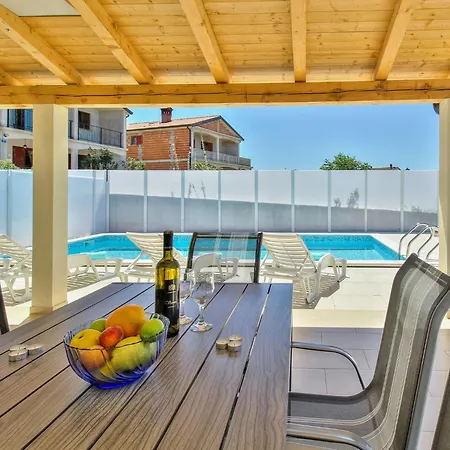 Mare By Interhome * Plovanija