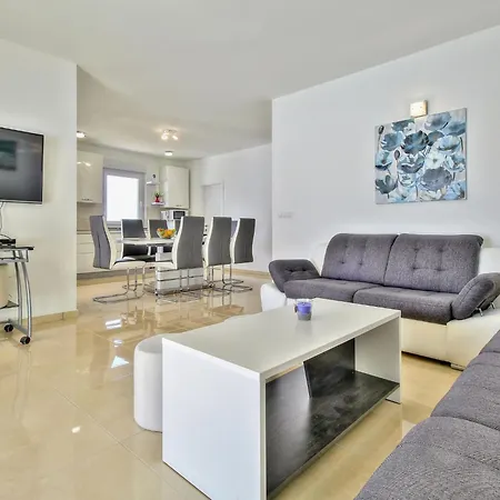 Mare By Interhome *